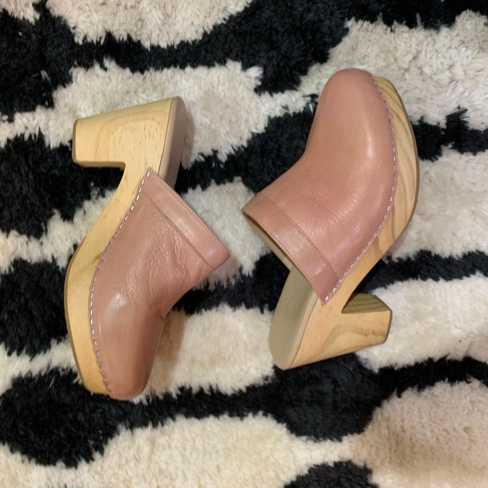 Free People Clogs